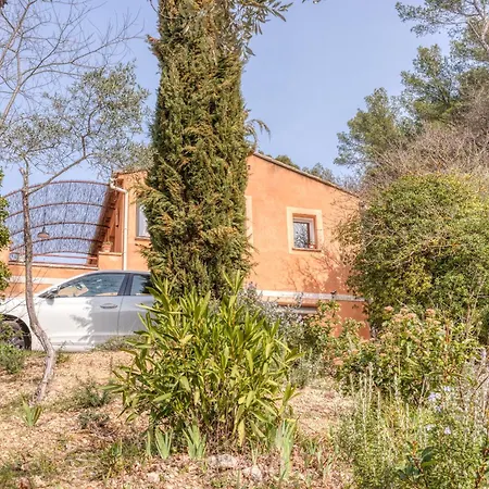 La Maison Du Chapelier * Fontaine-de-Vaucluse